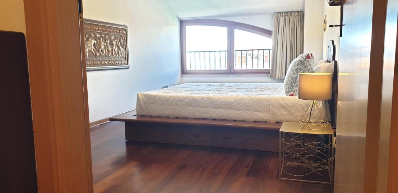 Charming Apartment & Parking By Anthea Homes 그라도 외부 사진
